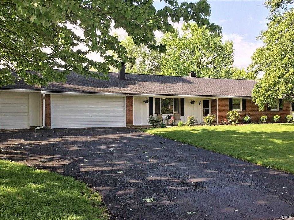 1st image of 500 Saddlewood Ave