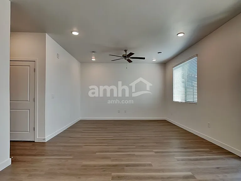 9721 W Tamarisk Ave — Photo 6