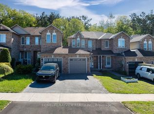 52 Hawthorne Cres, Barrie, ON L4N 9Y7