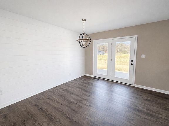 5th image of 1482 Arp Central Rd