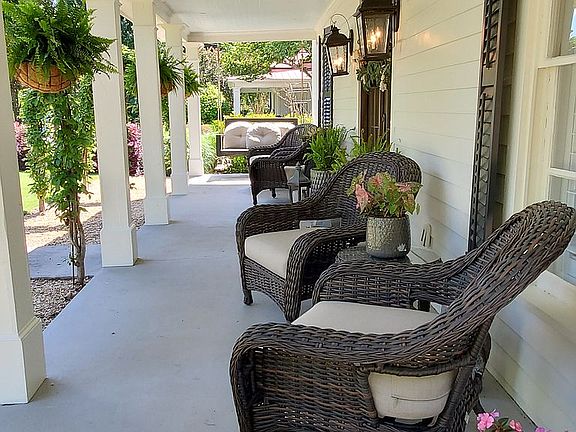 Community Front Porch