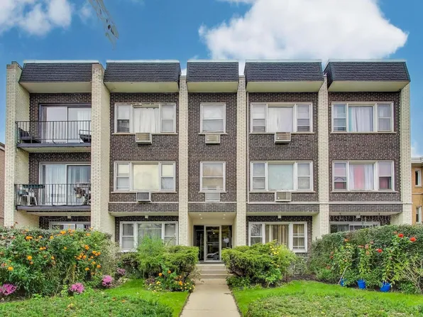 1615 W Howard St #303, Evanston, IL 60202