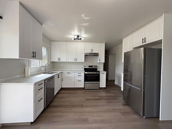 5th image of 4617 W Pleasantview Dr