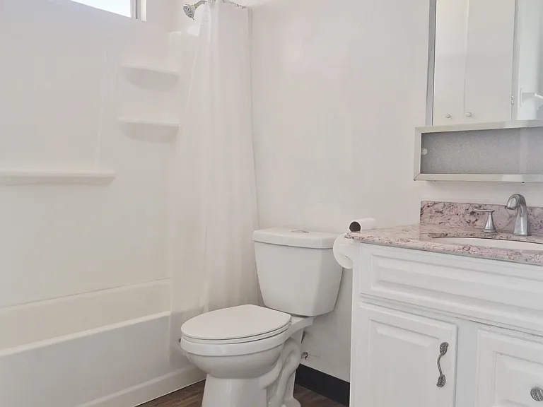1038 Alta Ave #1038 — Photo 3