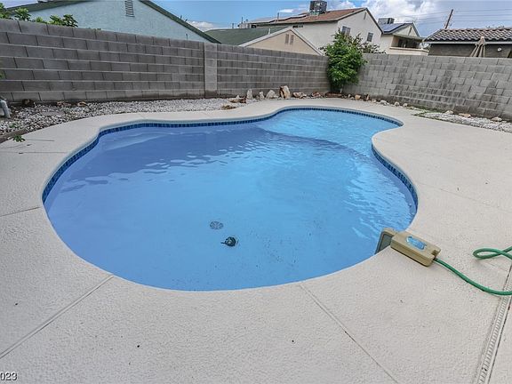 3rd image of 3957 Eblick Wash Dr