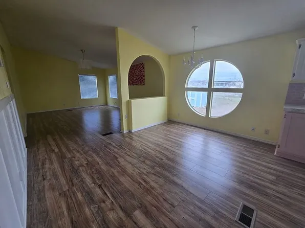 555 Harvest Moon Pkwy, Kyle, TX 78640