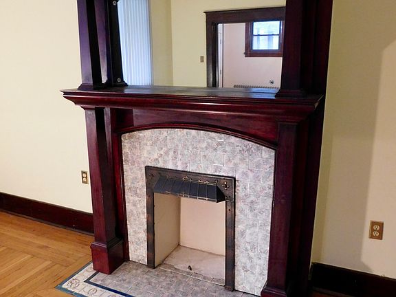 Beautiful Fireplace!