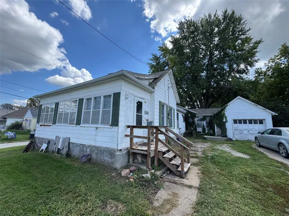 114 E Grant St, Osceola, IA 50213