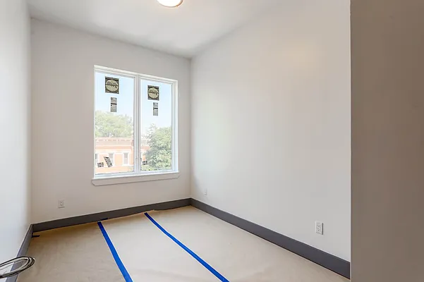 Rented by ERNY LLC | media 32