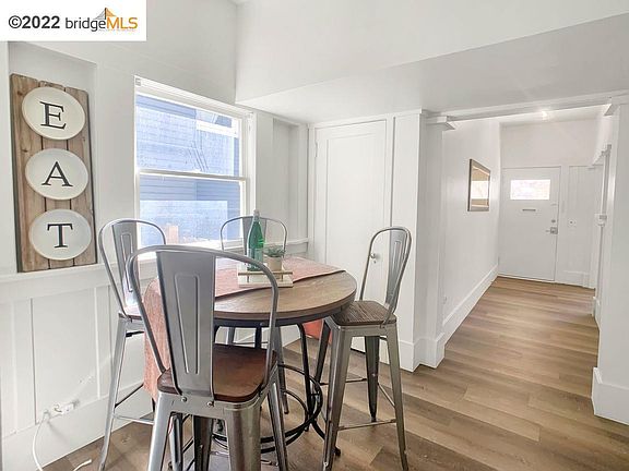 Dining/Home Office Nook