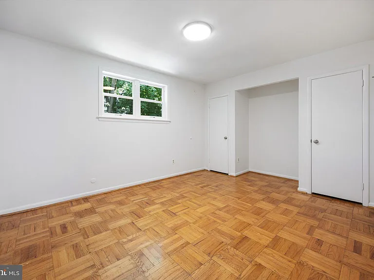 348 Ripka St #2 — Photo 7