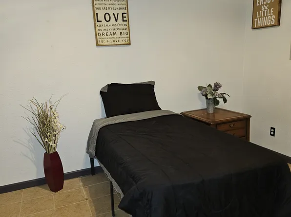 7320 W Reade Ave, Glendale, AZ 85303