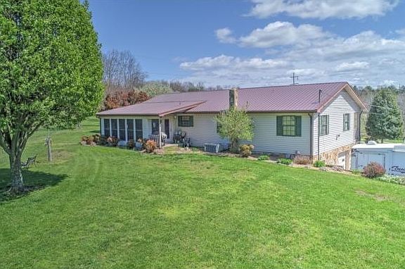 4th image of 410 Marcella Dr