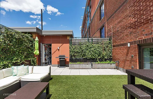 Rented by Corcoran | media 19