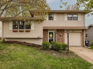 15335 Polk Cir, Omaha, NE 68137