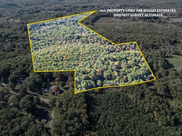 386 Plateau Dr, Evington, VA 24550