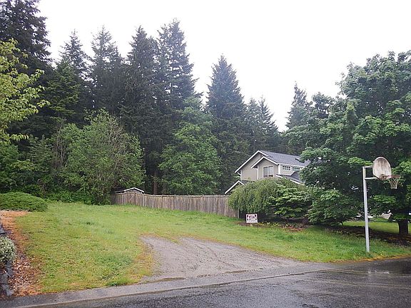 3rd image of 9313 60th Ave Ct E