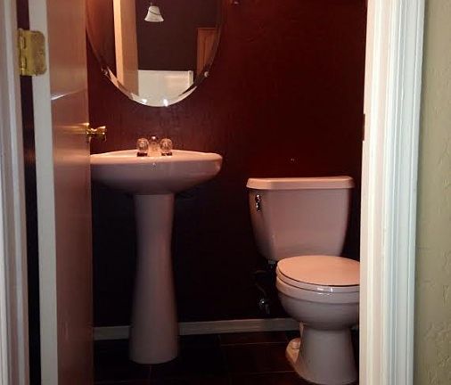 4th image of 3006 S 101st Ln