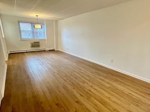 27 Northill St APT 3