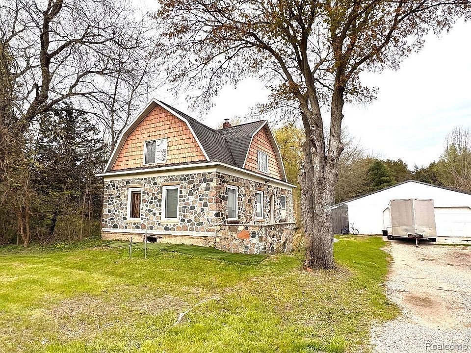 1st image of 2325 Mertz Rd