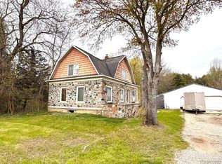 2325 Mertz Rd, Caro, MI 48723