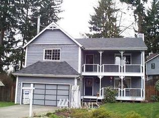 18425 129th Ln NE, Bothell, WA 98011