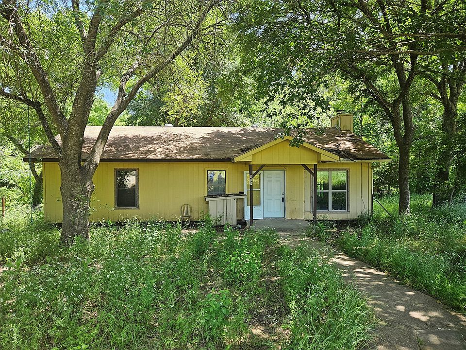 1st image of 371 Oak Hill Ct