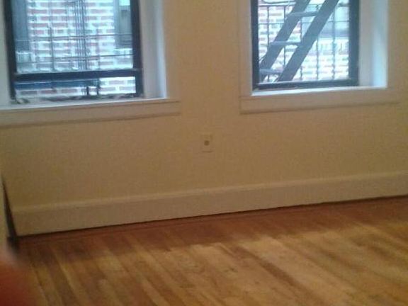 2nd image of 3591 163rd St APT 4C