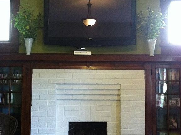 3rd image of 1112 Highland Ave