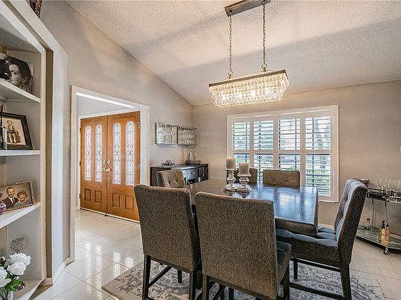 2nd image of 1116 Cheshire Ct
