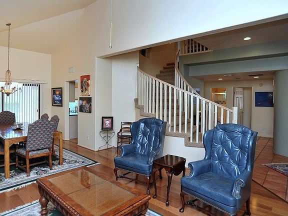 3rd image of 6271 N Calle Campeche