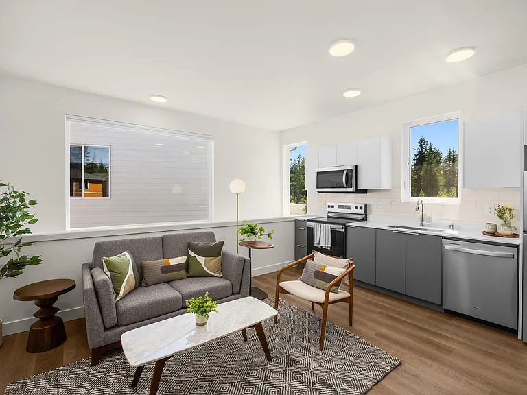 Residences at McCormick Village — Photo 20