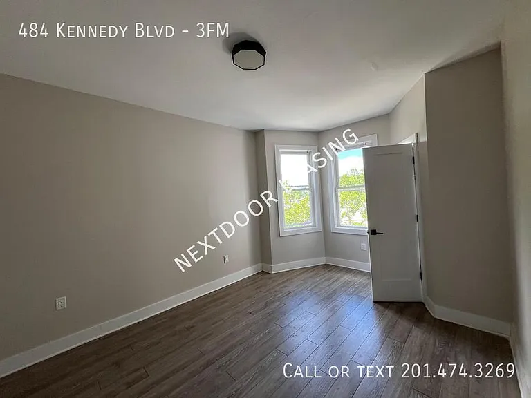 484 Kennedy Blvd #3FM — Photo 9