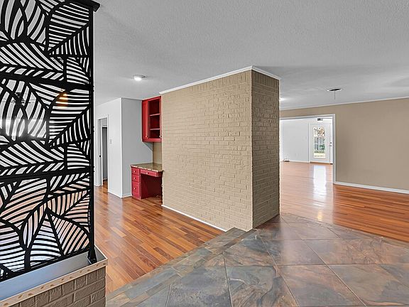 4th image of 1301 Rambler Dr