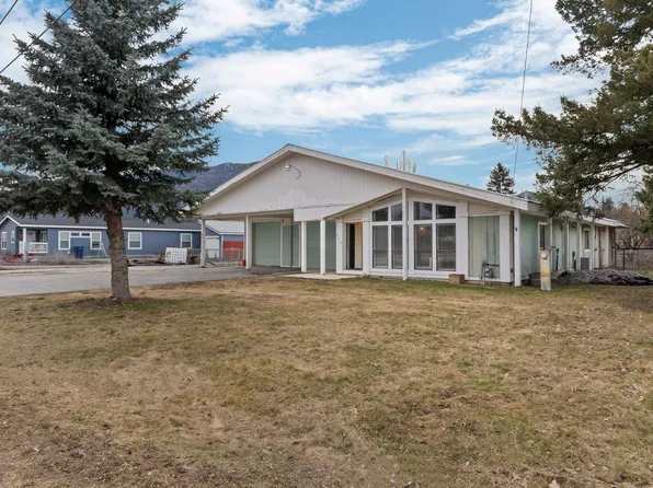 612 E Mountain View Dr, Sandpoint, ID 83864