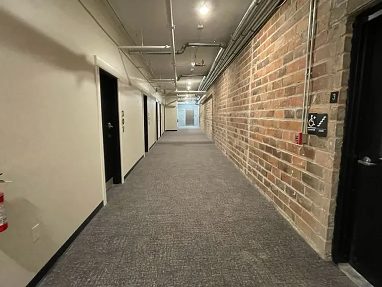 Beautiful Apartments West Grand Neighborhood — Photo 25