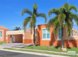 A 8 Icacos, Manati, PR 00674