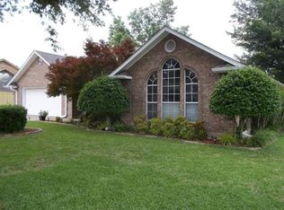 3915 Castlegate Dr, Paris, TX 75462