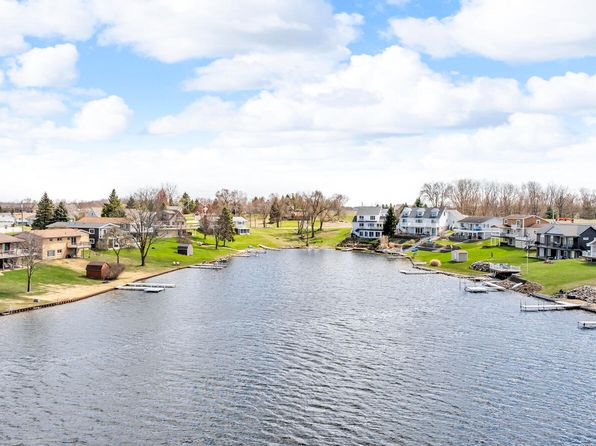 10524 Somerset Rd, Cement City, MI 49233