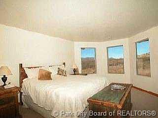 2nd image of 5575 N Fairview Dr