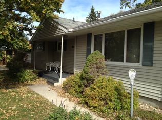 804 S 14th St, Clear Lake, IA 50428