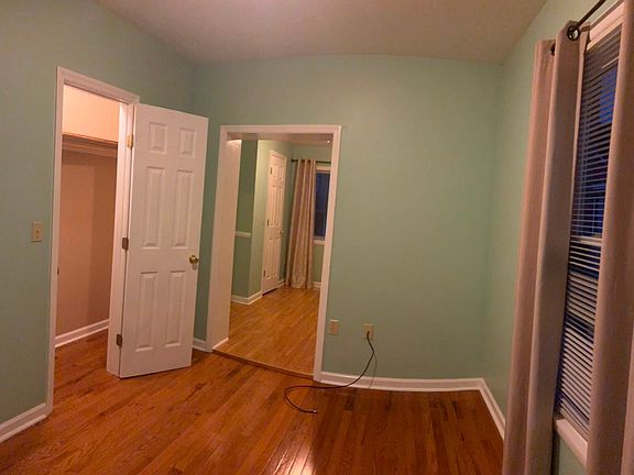 4th image of 605 Hambley Blvd #A
