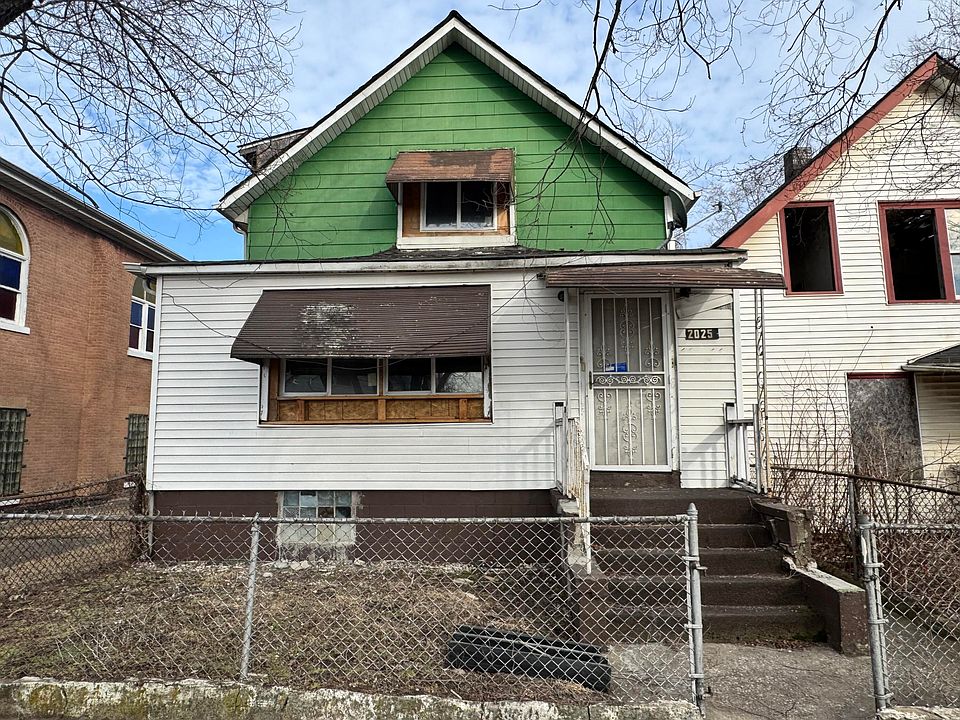 2nd image of 2025 Connecticut St