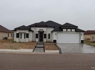 716 Fir St, Rio Grande City, TX 78582