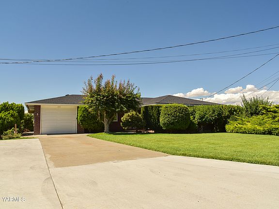 3rd image of 845 Upland Dr