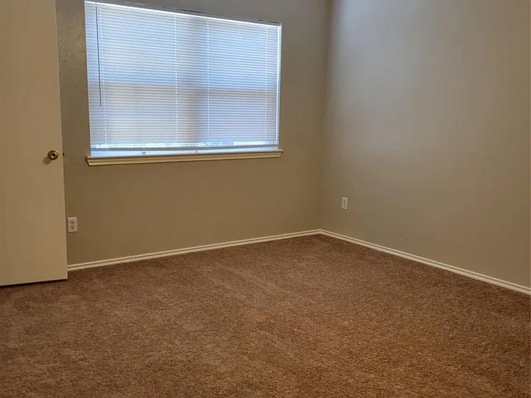 6055 Green Heather Ln — Photo 19
