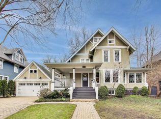 709 Foster St, Evanston, IL 60201