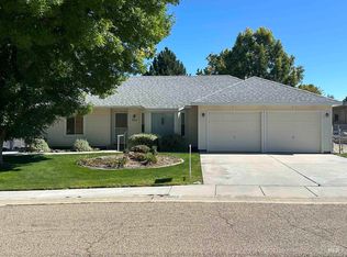 2602 Crestwood Pl, Nampa, ID 83686