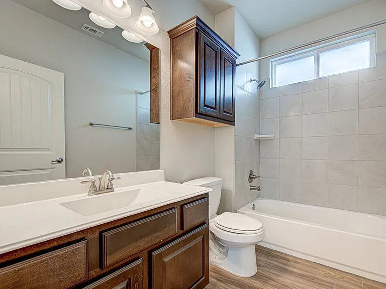 8816 Blaze Dr — Photo 16