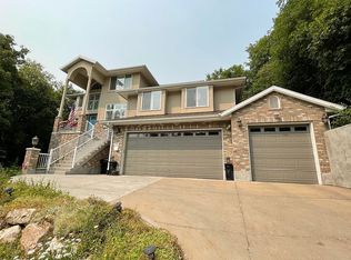 1351 E Canyon Creek Dr, Bountiful, UT 84010